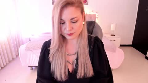 violeta_hotter_ online show from October 23, 12:06 pm
