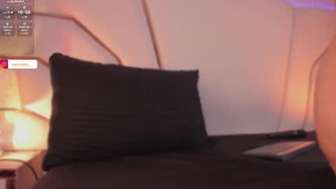 Snapshot of violeta_marquez chatting on September 13, 1:46 pm violeta_marquez online show from September 13, 1:46 pm