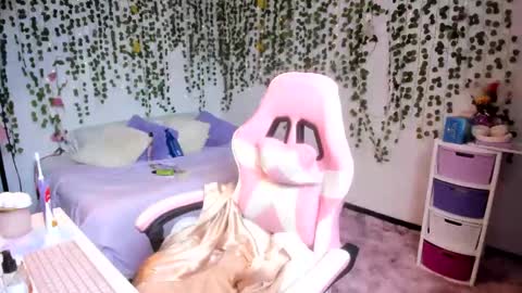 Violeta online show from November 19, 5:12 pm