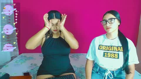 Snapshot of violeta_rouses chatting on December 22, 3:11 am violeta_rouses online show from December 22, 3:11 am