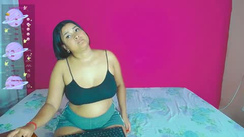 Snapshot of violeta_rouses chatting on December 29, 2:38 am violeta_rouses online show from December 29, 2:38 am