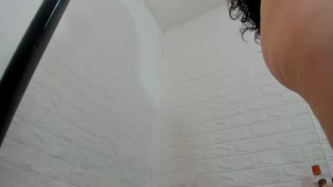 Snapshot of violetaangelsx chatting on February 9, 7:52 pm Viollet online show from February 9, 7:52 pm