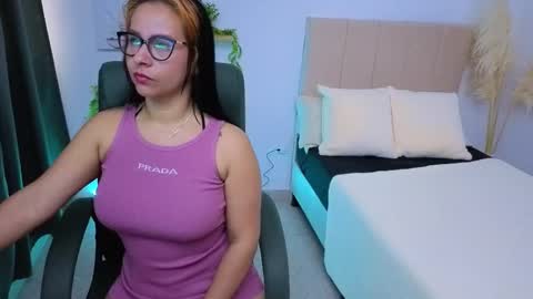 VioletaMedusa online show from September 29, 12:04 pm