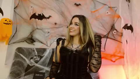 Violeta online show from October 4, 8:17 pm