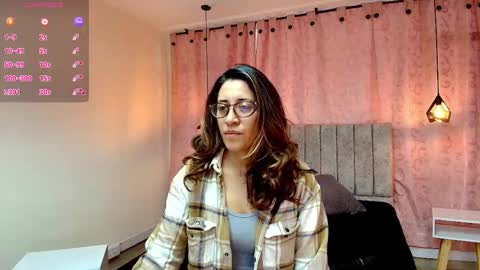 VIOLETA online show from March 11, 1:01 pm