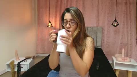 VIOLETA online show from February 12, 12:55 pm