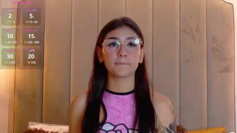 Snapshot of violetblaze chatting on September 21, 2:59 am Cute Violet online show from September 21, 2:59 am