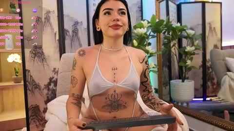 Violet Evanz online show from September 16, 7:39 pm