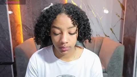 violeth_b online show from October 21, 12:54 pm