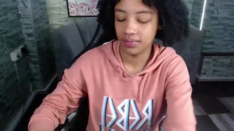 violeth_b online show from September 10, 1:34 pm