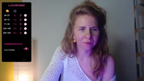 Violet  next stream December 6 online show from December 6, 11:30 pm