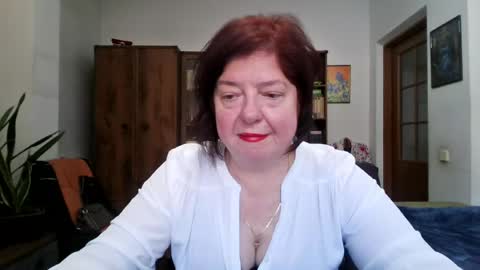 violetpulse online show from May 4, 3:18 pm