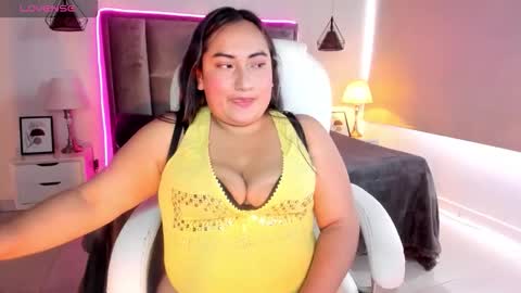 Snapshot of violetross1_ chatting on September 8, 7:02 pm violetross1_ online show from September 8, 7:02 pm