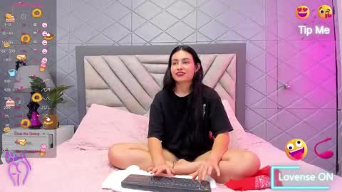 Violet Rousse online show from February 17, 6:28 pm