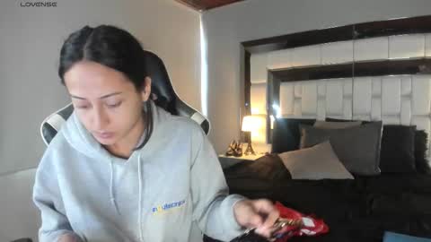 violetskinny online show from September 16, 7:17 pm