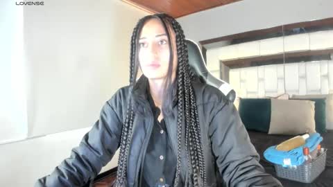 violetskinny online show from September 29, 8:19 pm