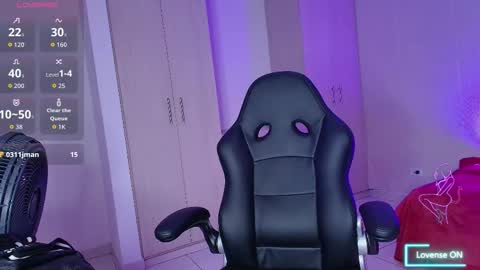 VIOLETTE online show from November 7, 6:21 pm