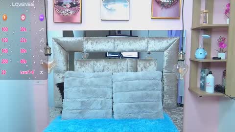 Violeta froz online show from February 25, 4:25 pm