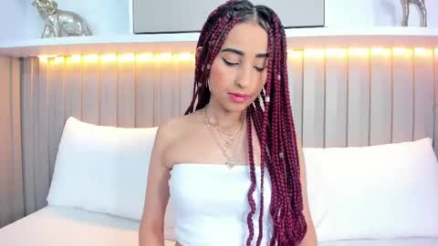 Violett  online show from October 8, 8:37 pm