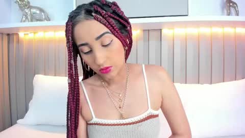 Violett  online show from October 7, 8:16 pm