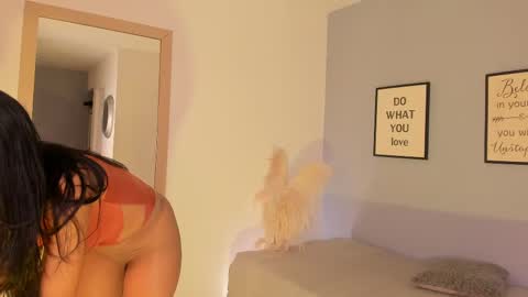 Snapshot of violetta_bold chatting on March 7, 2:45 pm violetta_bold online show from March 7, 2:45 pm