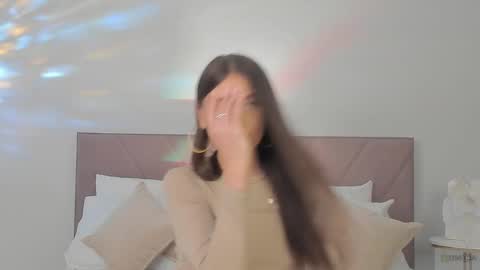 Snapshot of violetta_finch chatting on March 6, 1:46 pm violetta_finch online show from March 6, 1:46 pm