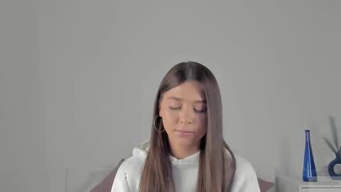 Snapshot of violetta_finch chatting on February 26, 12:49 pm violetta_finch online show from February 26, 12:49 pm