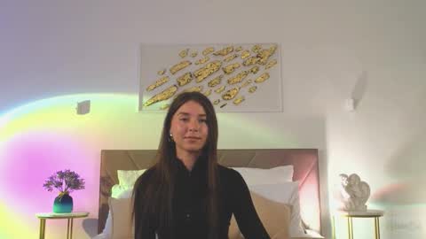 violetta_finch online show from March 29, 11:34 am