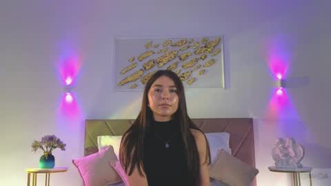 violetta_finch online show from June 2, 11:23 am