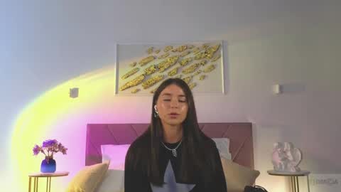 violetta_finch online show from June 5, 10:31 am
