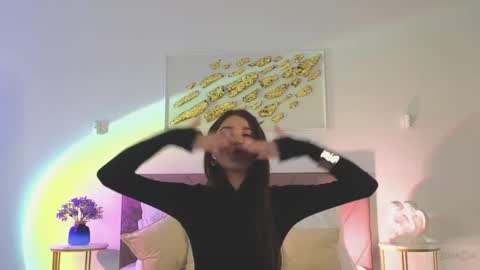 violetta_finch online show from April 19, 10:27 am