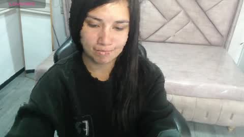 Violetta  online show from April 8, 3:42 am