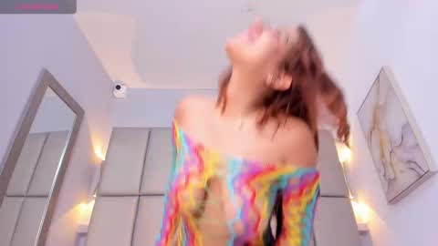 Violetta  online show from February 17, 9:43 pm