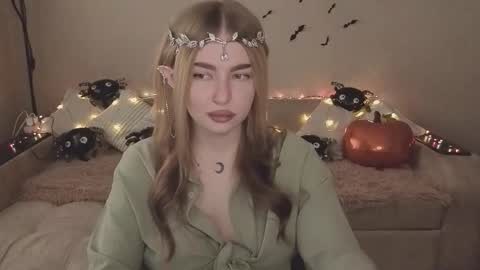 ViolettaOtis online show from October 31, 11:21 am