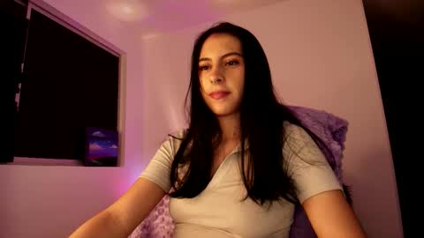 Violetta....Follow me in Twitter... online show from October 13, 5:53 am