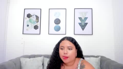 Snapshot of violettasweet_ chatting on September 14, 2:29 pm Violetta online show from September 14, 2:29 pm