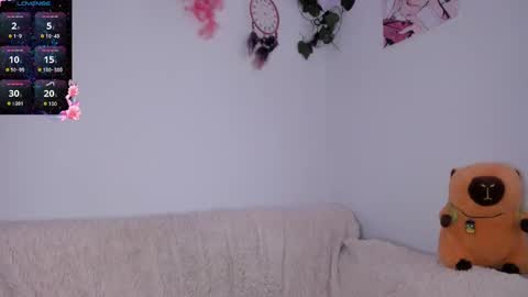 Snapshot of violetteramirez01 chatting on March 7, 10:10 pm Violette online show from March 7, 10:10 pm