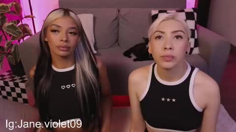 Snapshot of violettgrey_ chatting on September 13, 1:08 am Violet online show from September 13, 1:08 am