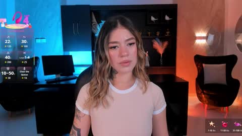 Violett  online show from September 29, 6:18 pm