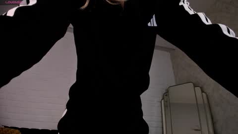 Violett  online show from September 14, 11:00 am