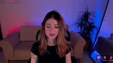 Violett  online show from February 17, 9:54 pm