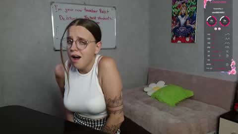 Violet online show from October 7, 5:20 pm