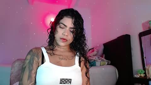  Violet  online show from January 29, 6:39 pm