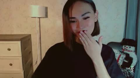 Pearl online show from December 16, 2:41 am