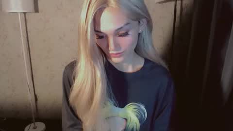 Pearl online show from October 26, 10:27 am