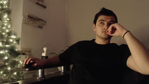 virgil____ online show from December 18, 4:17 pm