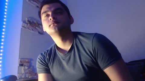 virgil____ online show from December 6, 3:02 am