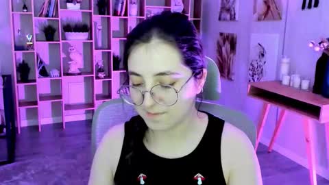 your love online show from November 5, 4:58 am