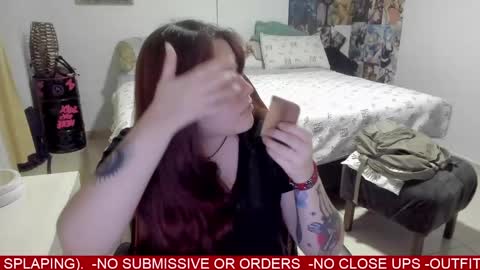 Snapshot of vitaxviper chatting on January 14, 10:44 pm Vit a Viper online show from January 14, 10:44 pm