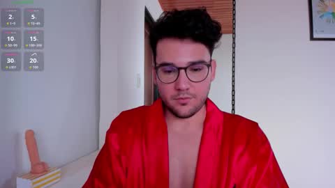 Vito Ferrer online show from October 27, 4:40 pm